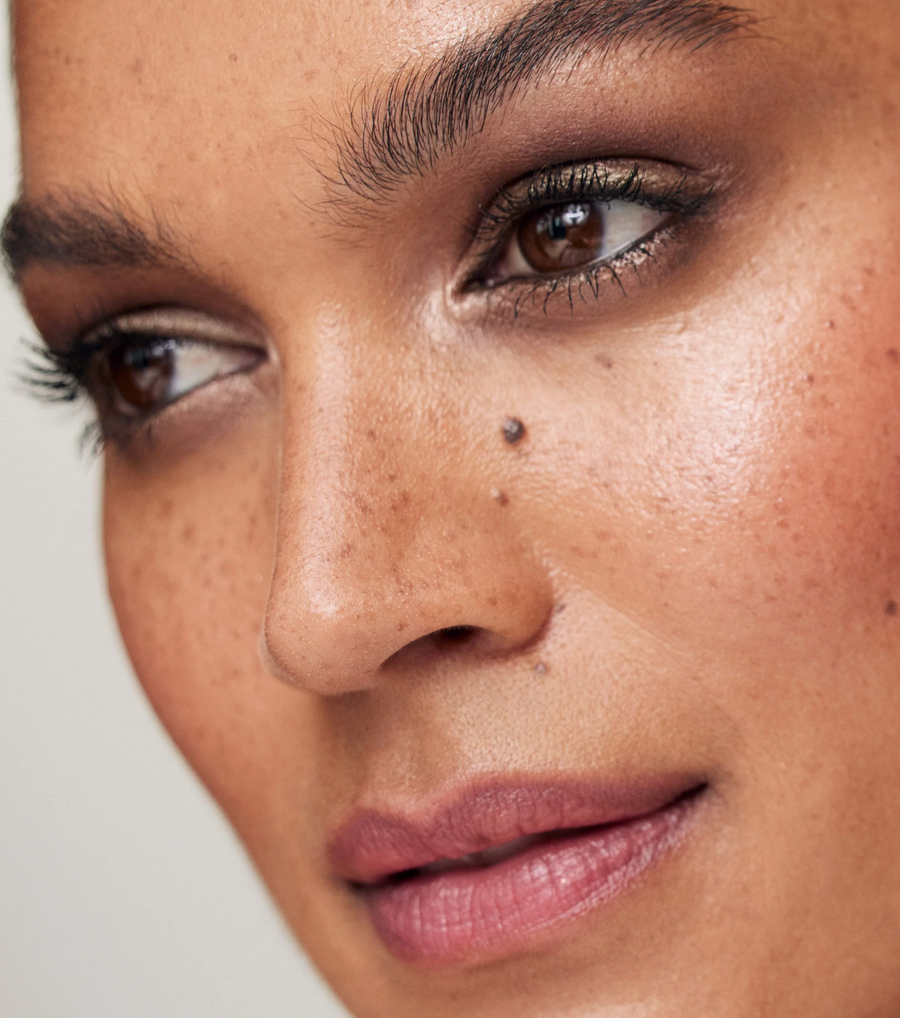 Eye Pods Eye Shadow - Rendez-Vous - Image 2