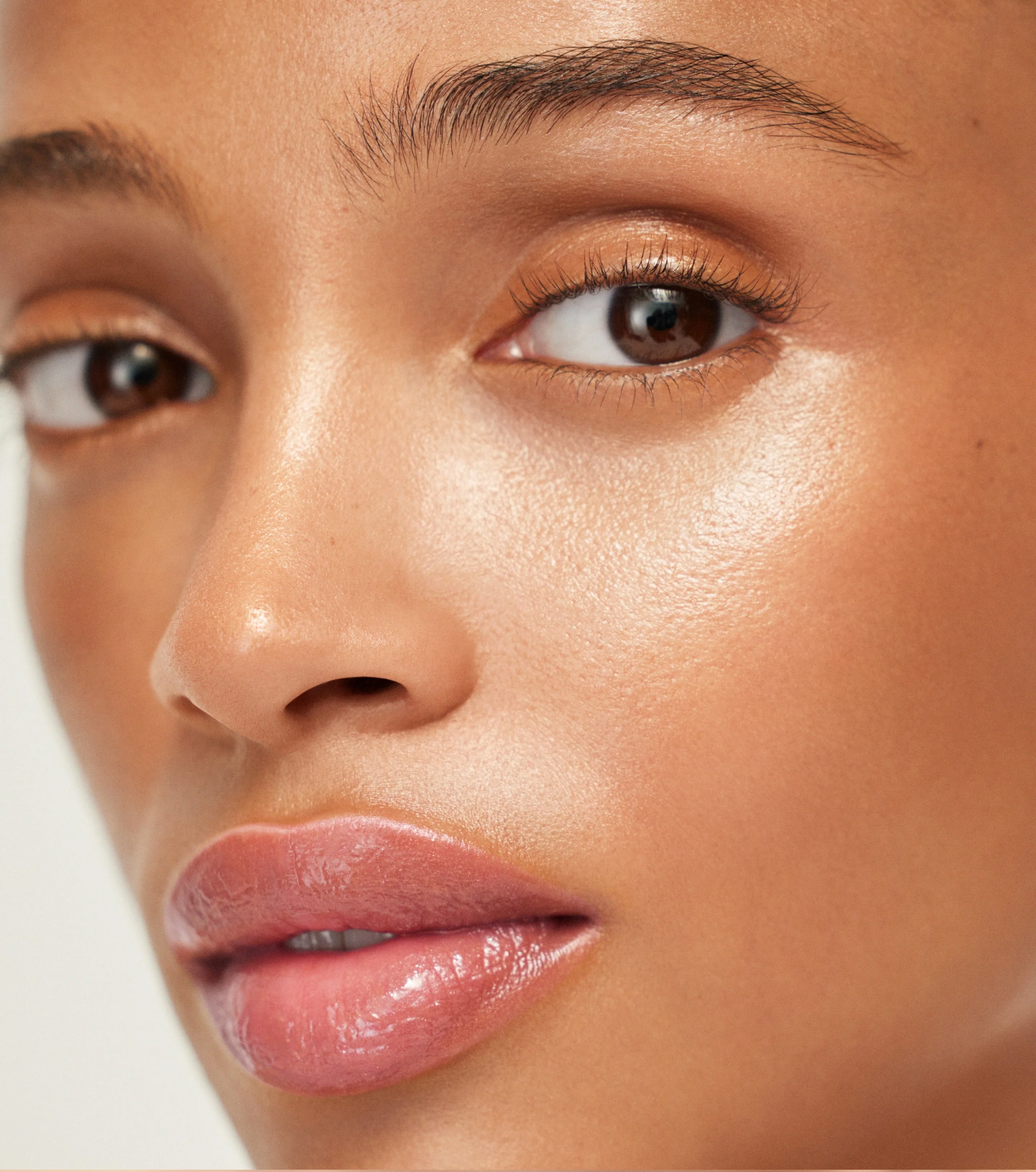 Liquid Super Loaded Tinted Highlight - Peau de Soleil - Image 4