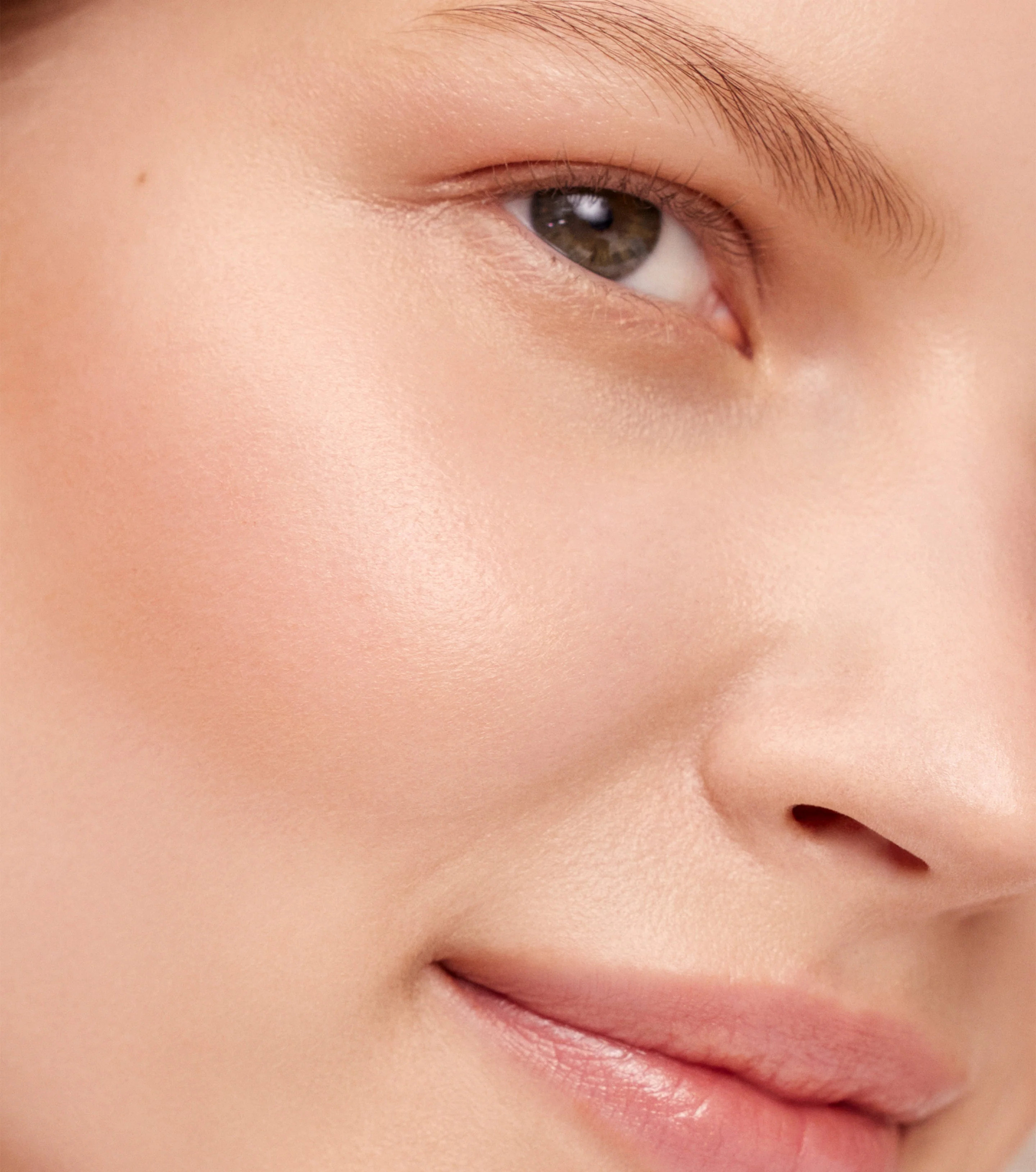 Super Loaded Tinted Highlight - Peau de Santé - Image 4