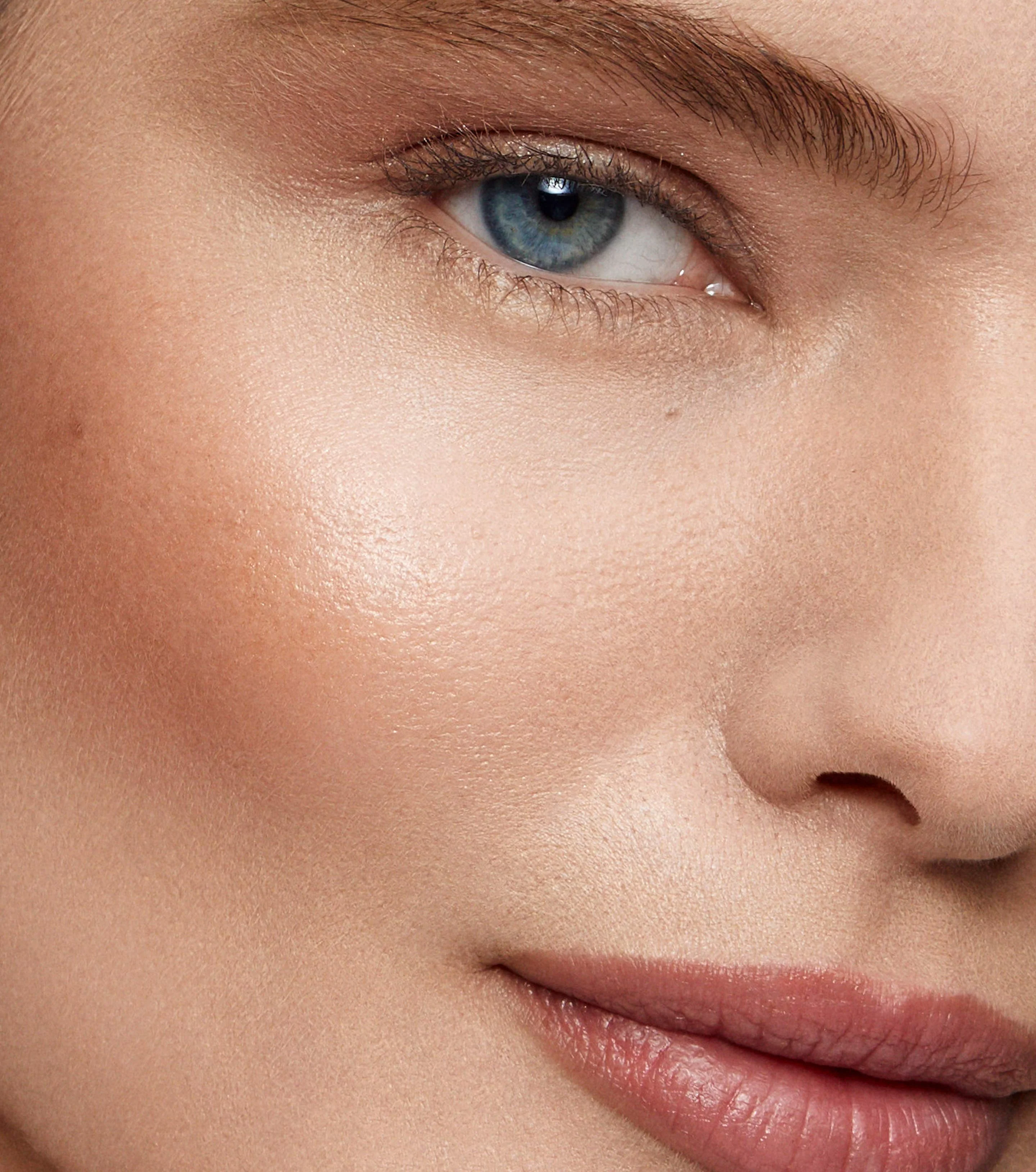 Super Loaded Tinted Highlight - Peau de Soleil - Image 2