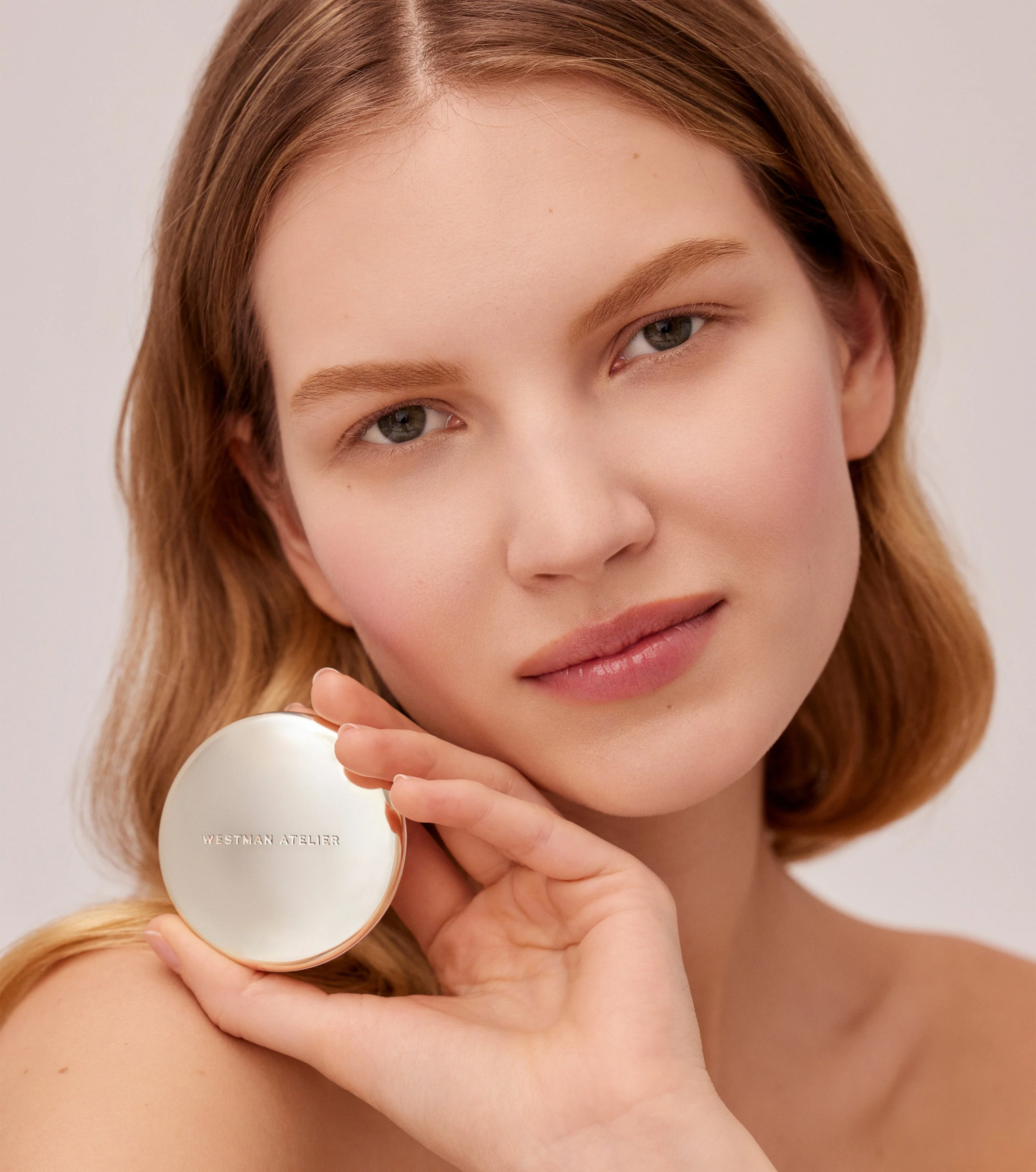Vital Pressed Skincare Powder - Translucent - Image 3