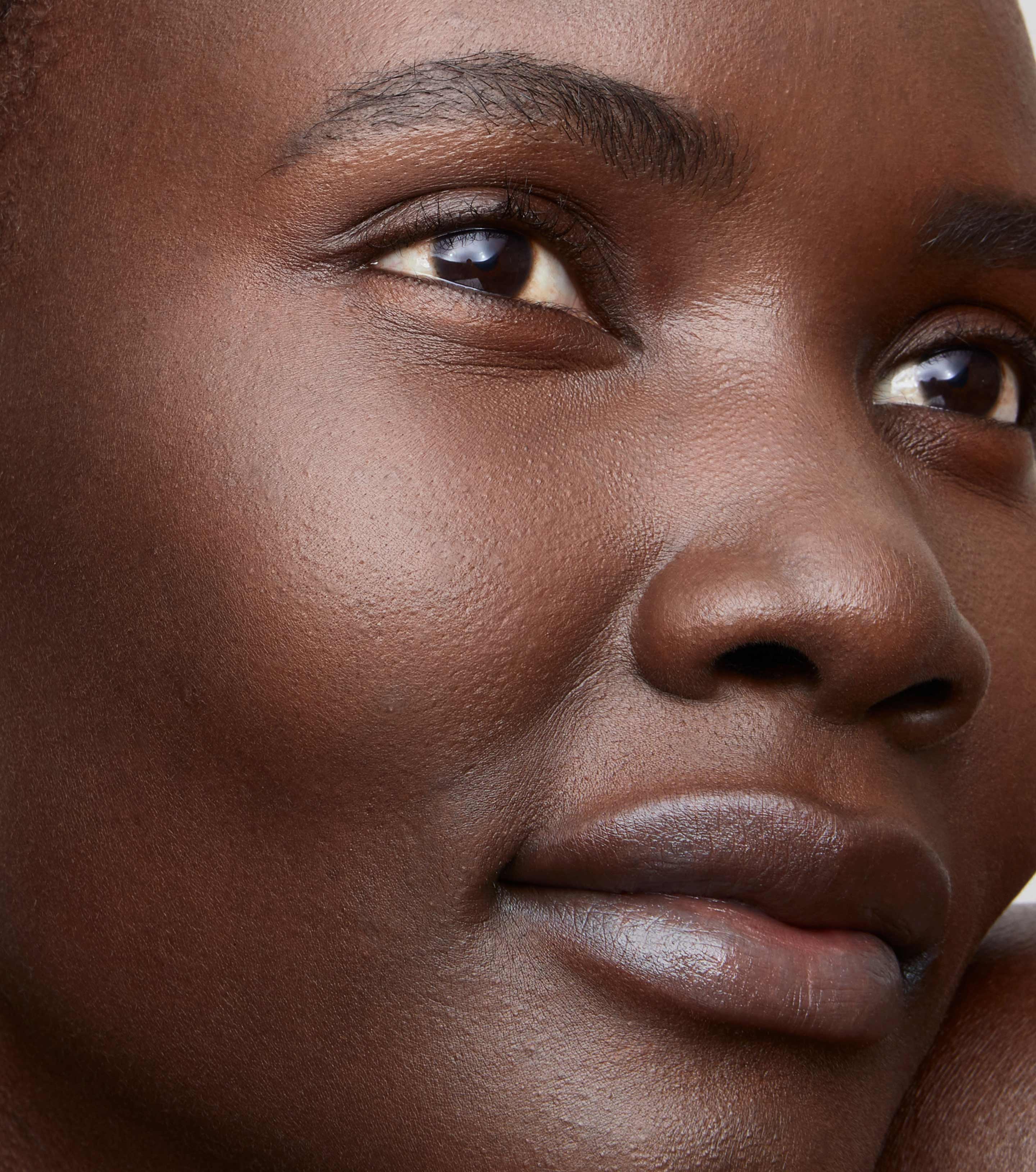 Vital Skin Foundation Stick - Atelier XV - Image 2